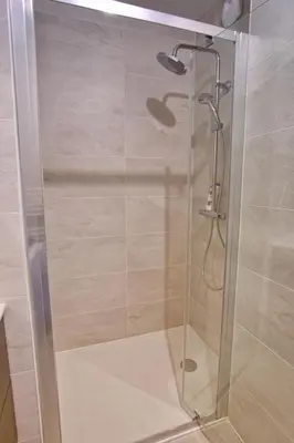 Salle de bains dans l'établissement T2 neuf haut standing Pornichet proche mer