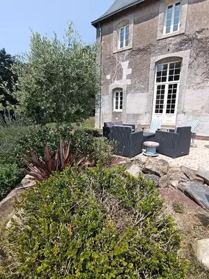 Jardin de l'établissement Le Prieuré des Anges
