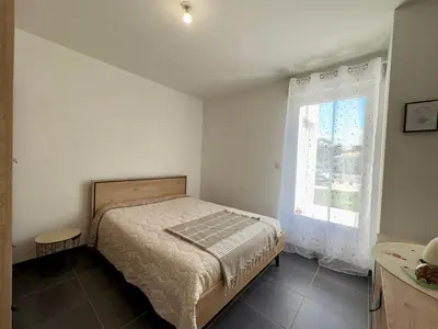 Un ou plusieurs lits dans un hébergement de l'établissement Maison neuve avec WIFI, près de la forêt à Saint-Jean-de-Monts - FR-1-323-572