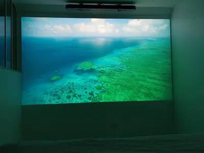 Télévision ou salle de divertissement dans l'établissement les delices rooms-loveroom white