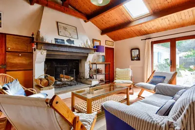 Coin salon dans l'établissement Maison pour 6 adultes 4 enfants à 100m de la plage