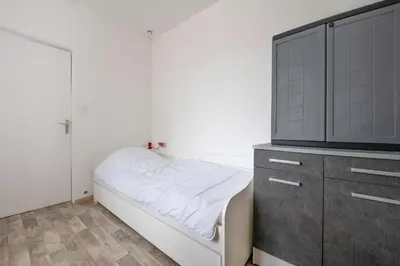 Un ou plusieurs lits dans un hébergement de l'établissement Maison pour 5 à 350m de la plage