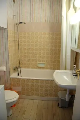 Salle de bains dans l'établissement Le Vintage by TAH - Face Mer au calme, Cap sur l'ouest les pieds dans l'eau !