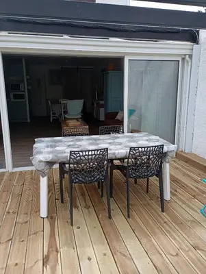 Balcon ou terrasse dans l'établissement Maison St jean de monts 500 m de la plage