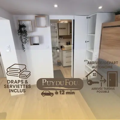 Certificat, récompense, panneau ou autre document affiché dans l'établissement Studio aux portes du Puy duFou