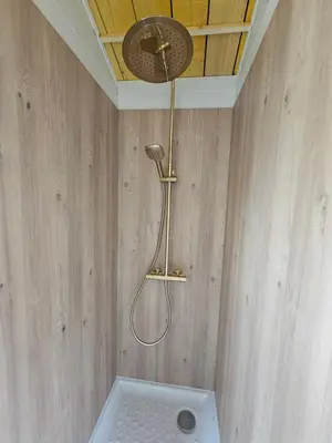 Salle de bains dans l'établissement Quiétude & Nature