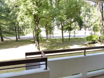 Jardin de l'établissement Mangin, Grand T2 rénové, 2 pers, parking inclus