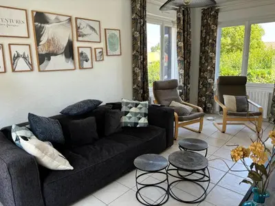 Coin salon dans l'établissement Gîte Villa la Garenne Ctre ville St Jean de Monts