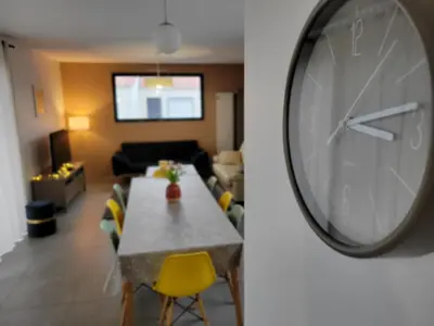 Télévision ou salle de divertissement dans l'établissement Gîte l'AUBEPINE, Les Herbiers centre