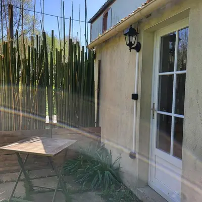 Jardin de l'établissement La Petite Pièce