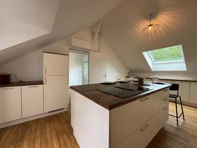 Cuisine ou kitchenette dans l'établissement Le Mendo - Wi-Fi, TV, Parking, Moderne, Neuf
