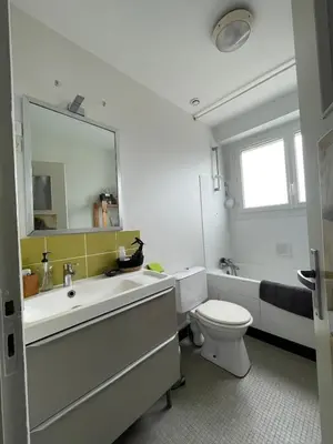 Salle de bains dans l'établissement Appartement