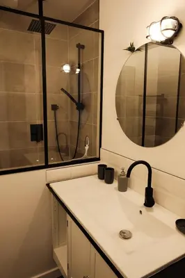 Salle de bains dans l'établissement Grande maison 6 personnes proche Angers