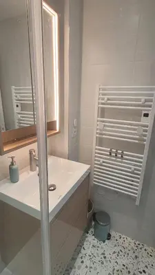 Salle de bains dans l'établissement Oceandream vue sur l'ocean 6 personnes Nouveau !