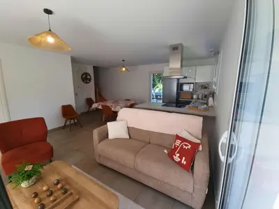 Cuisine ou kitchenette dans l'établissement Maison Cosy T4 proche de la mer