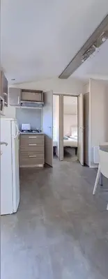Cuisine ou kitchenette dans l'établissement Temps Suspendu - 7 kms plage - Confort - Lumineux - Détente