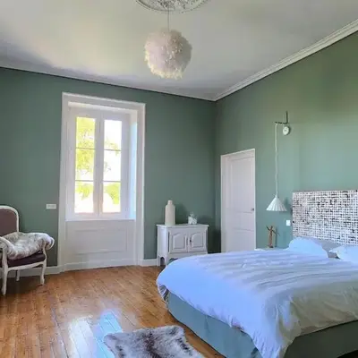 Grande maison de charme centre bourg