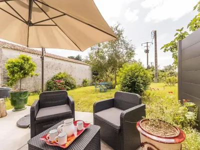 Jardin de l'établissement Gîte calme près de Pornic avec wifi et animaux admis - FR-1-306-1311