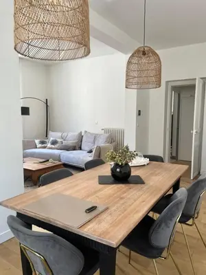 Coin salon dans l'établissement Gare - Visitation grand Appartement , 1 chambre