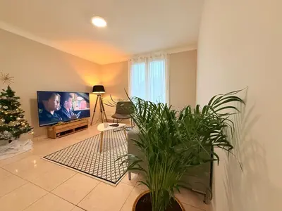 Télévision ou salle de divertissement dans l'établissement Le Beauséjour ! Beaux volumes, idéals pour un séjour confortable et reposant