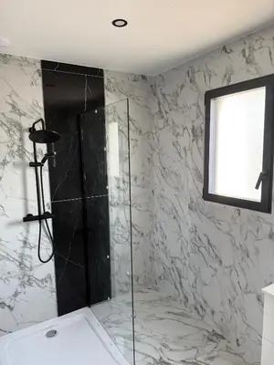 Salle de bains dans l'établissement Maison La Pornicaise 11