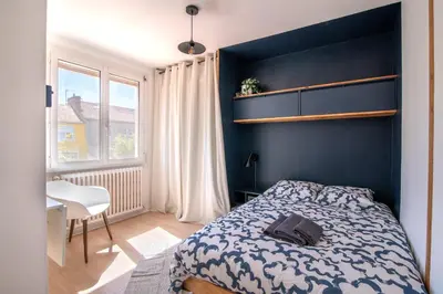 Un ou plusieurs lits dans un hébergement de l'établissement Le Refuge - Maison spacieuse pour familles et professionnels - Proche Puy-du-F ou