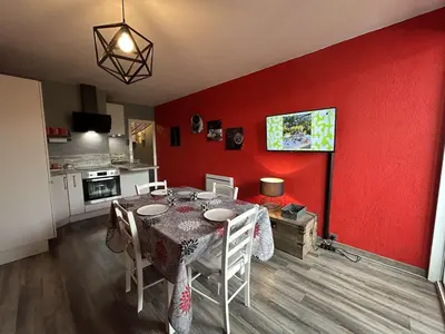 Cuisine ou kitchenette dans l'établissement Appartement moderne 4 pers. avec parking à Saint-Hilaire-de-Riez - FR-1-224C-358