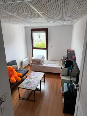 Coin salon dans l'établissement Grand appartement plein centre 4 chambres