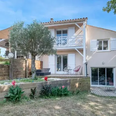 Maison familiale pour 8 pers - 400m de la plage