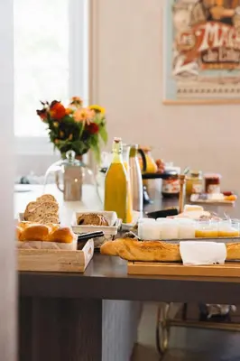 Nourriture dans le love hôtel ou à proximité