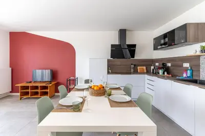 Cuisine ou kitchenette dans l'établissement La Nantaise