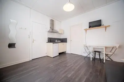 Cuisine ou kitchenette dans l'établissement Studio lumineux et fonctionnel Nantes