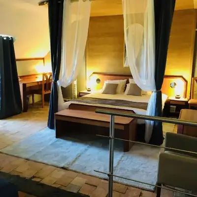 Appartement - LES COMBLES DU CHATEAU DES MARAIS - Avec vue sur le lac - POUR 2 à 5 PERSONNES