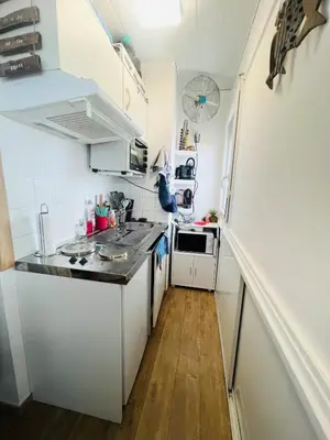 Cuisine ou kitchenette dans l'établissement Studio Lumineux en Bord de Mer