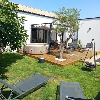 Zéphyr - Maison 3 Chambres avec jacuzzi - Proche aéroport et Nantes