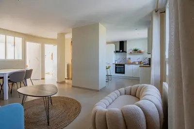Cuisine ou kitchenette dans l'établissement Nuage De Lin - Charme naturel, proche gare