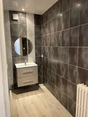 Salle de bains dans l'établissement Appartement à Saint Nazaire centre ville, proche plage