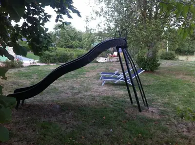 Aire de jeux pour enfants de l'établissement La Rouaudière