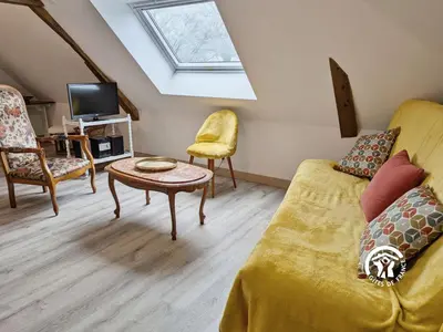 Coin salon dans l'établissement La Janvrie, 5 personnes
