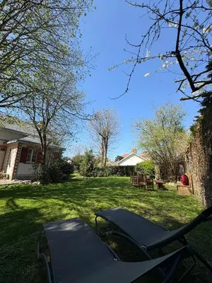 Jardin de l'établissement Villa Le Zéphyr - Charme, confort et tranquillité à 200m de l'océan