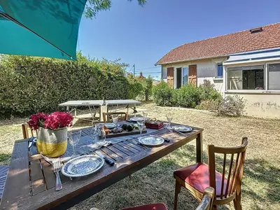 Jardin de l'établissement Holiday Home L'Escale by Interhome