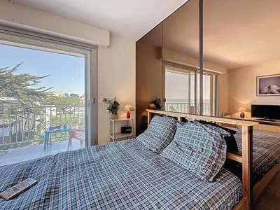 Un ou plusieurs lits dans un hébergement de l'établissement Studio Atlantide-1 by Interhome