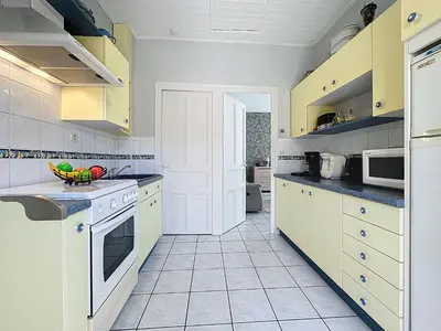 Cuisine ou kitchenette dans l'établissement Holiday Home Ker Eric by Interhome