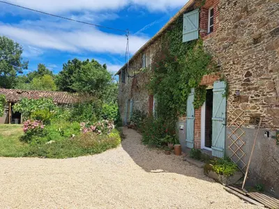 Jardin de l'établissement Les Rincinières
