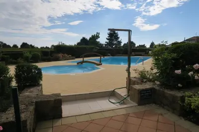 Piscine de l'établissement Location maison proche golf ou située à proximité