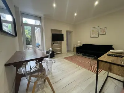 Télévision ou salle de divertissement dans l'établissement Appartement 2 personnes - Angers
