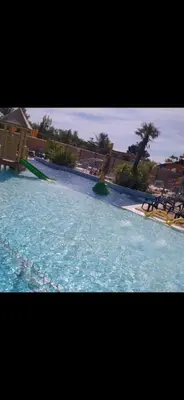 Piscine de l'établissement Mobil-home 3 chambres 6 personnes ou située à proximité