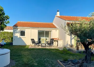 Jardin de l'établissement Les Acacias