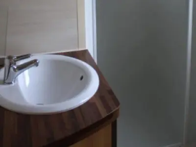 Plan de l'établissement Mobil Home 23m² avec Terrasse - 4 Pers - API-1-52-383