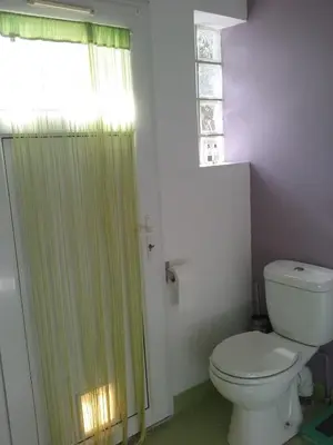 Salle de bains dans l'établissement Chambre cosy